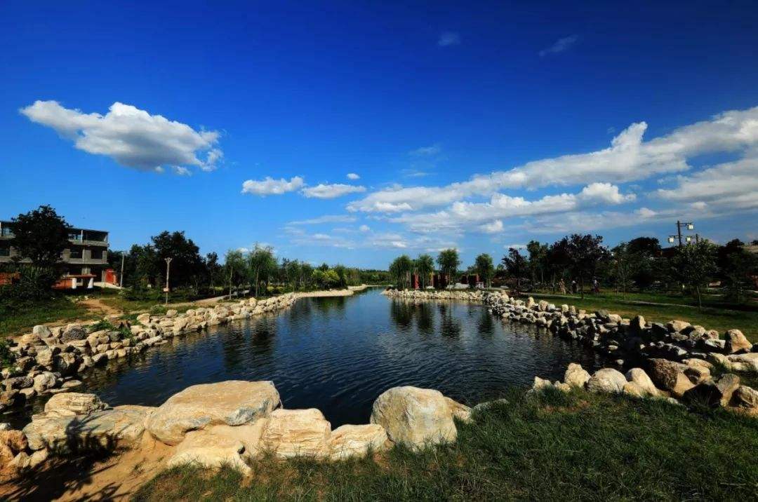 天更藍(lán)，山更綠，水更清—河長制水文水利監(jiān)測