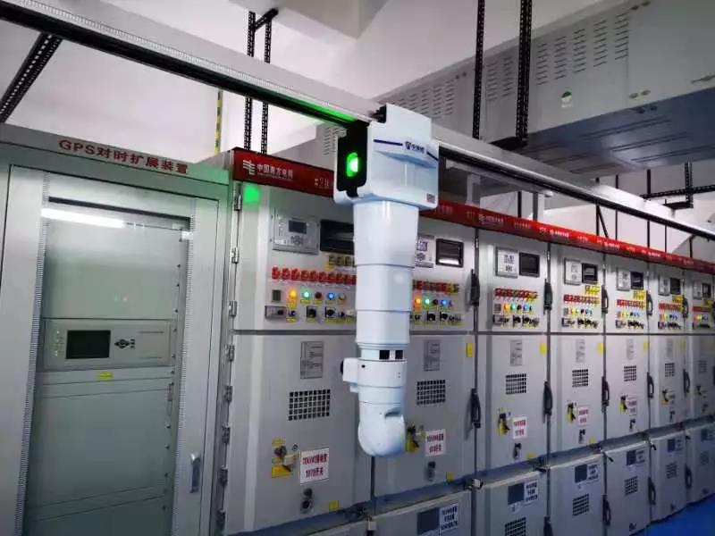 海南南方電網(wǎng)迎來了“新客人”———電網(wǎng)巡檢機器人