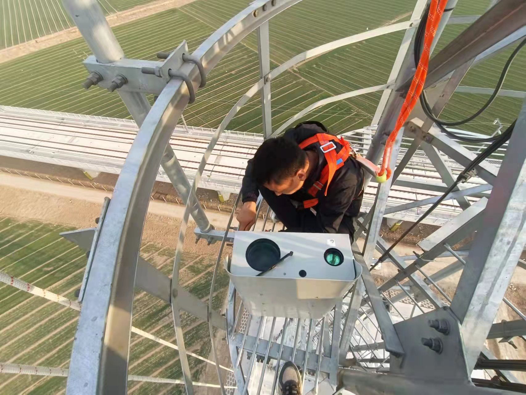 全是干貨，華瑞通項(xiàng)目經(jīng)理手把手教你如何做高壓線防火預(yù)警、草原一張圖、林業(yè)防火預(yù)警一張圖、自然保護(hù)區(qū)防火預(yù)警方案