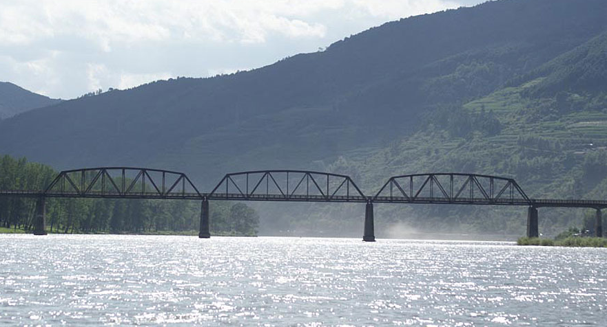 華瑞通邊海防視頻監(jiān)控預(yù)警云臺攝像機在河道周界視頻監(jiān)控領(lǐng)域?qū)嶋H應(yīng)用