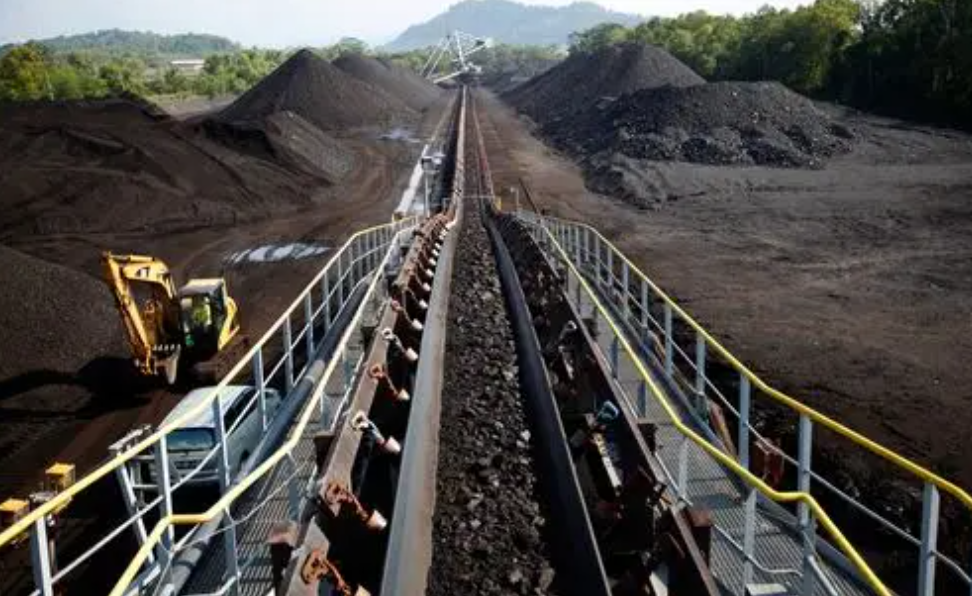 新疆煤礦周界火災(zāi)監(jiān)控預(yù)警案例，華瑞通三公里云臺(tái)雙光譜攝像機(jī)