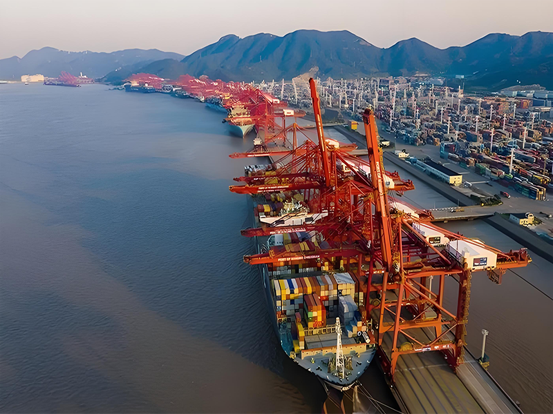 雙400萬(wàn)高清網(wǎng)絡(luò)球型監(jiān)控?cái)z像機(jī)