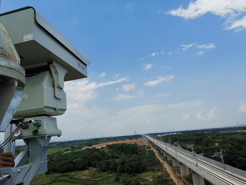 雙光譜云臺攝像機